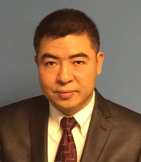 Headshot of Kevin Zhou